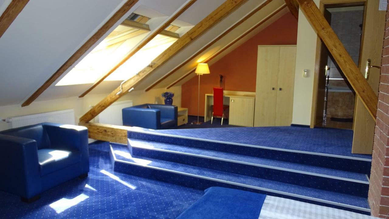 Casa Elysee Hotel Deva Eksteriør billede